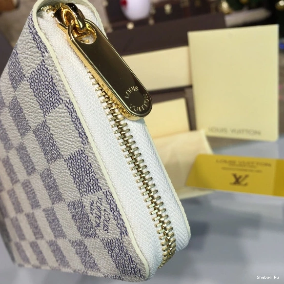 LOUIS ZIPPY VUITTON 0804